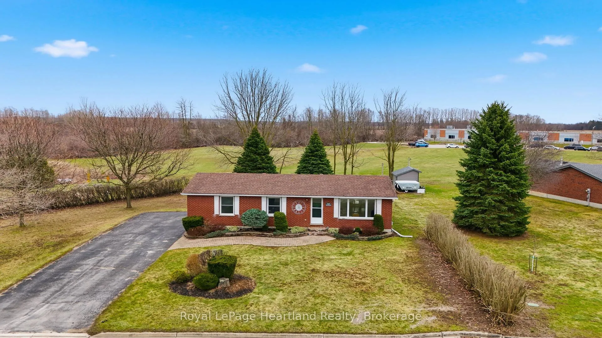 Photo 42 of 284 Manor Road, North Huron, Wingham — HOMEH