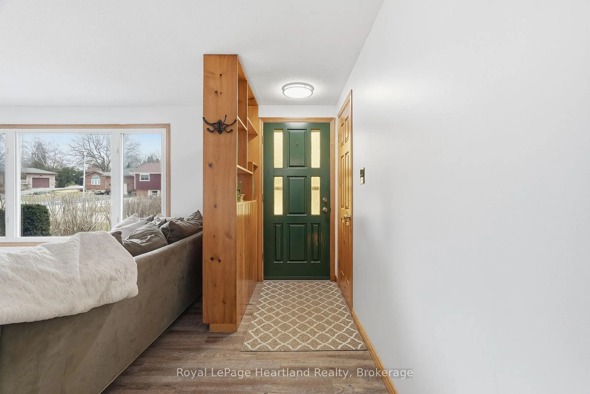 Photo 7 of 284 Manor Road, North Huron, Wingham — HOMEH