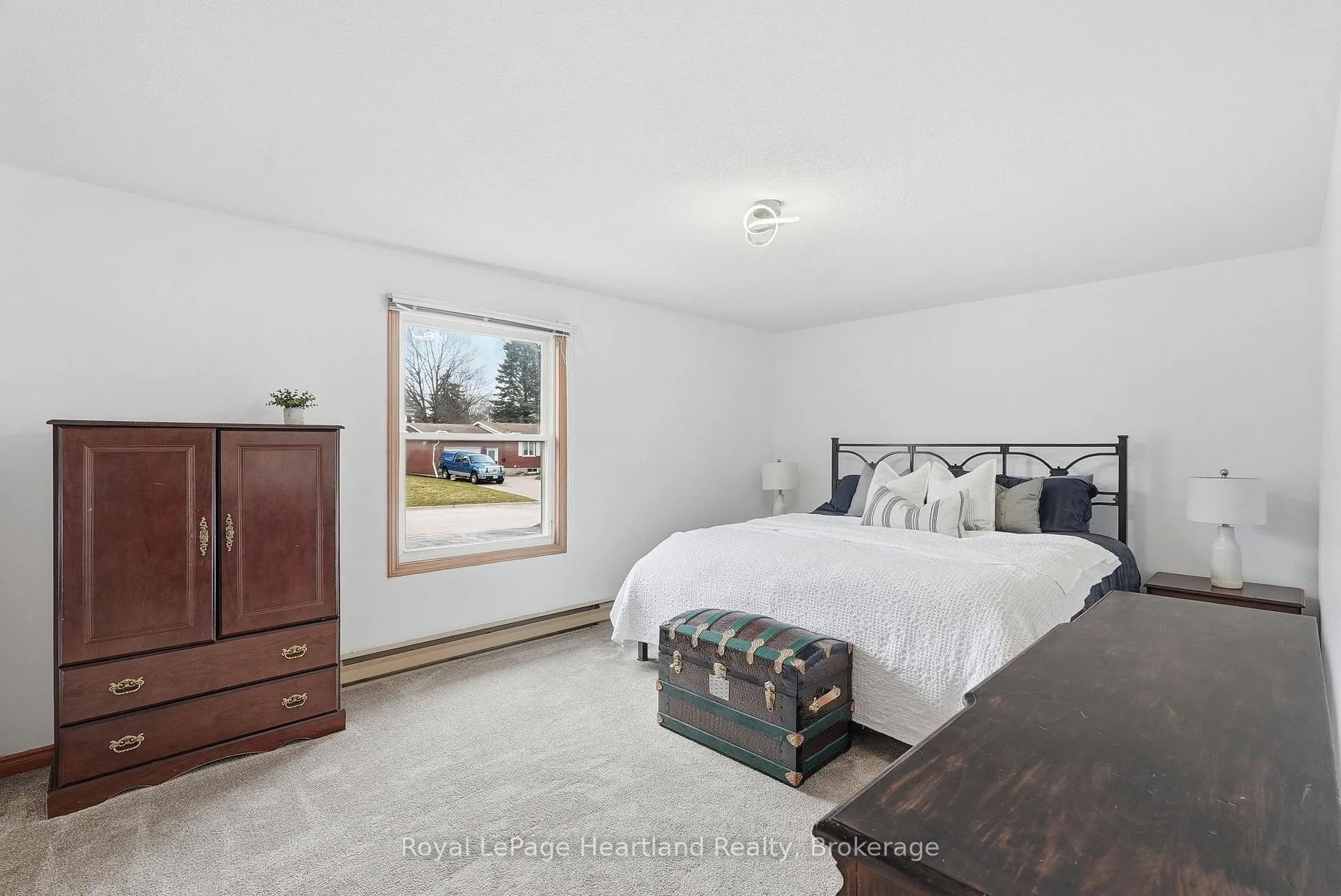 Photo 23 of 284 Manor Road, North Huron, Wingham — HOMEH