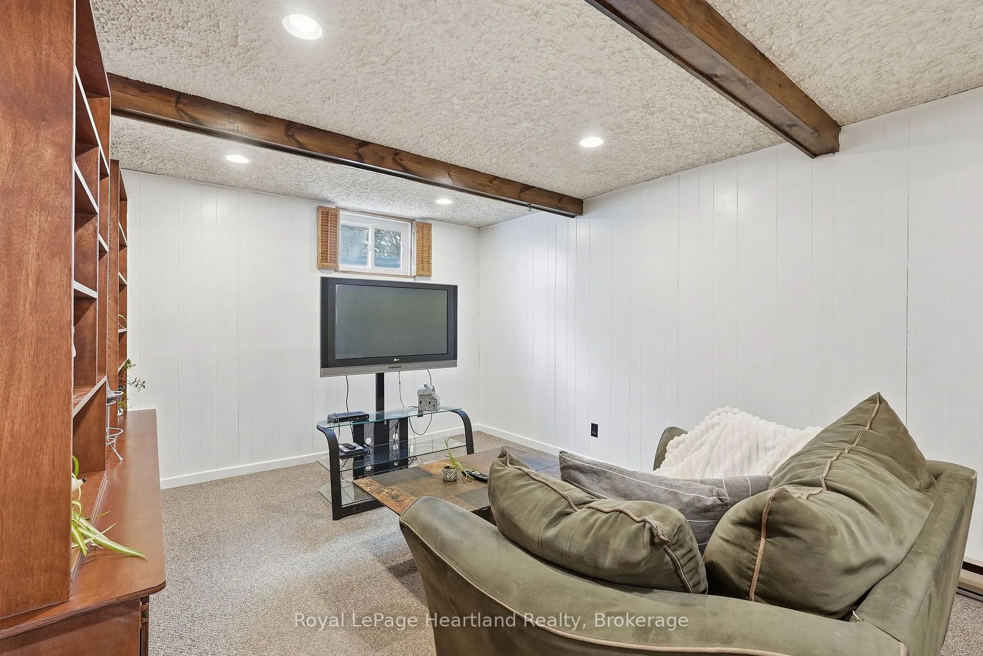 Photo 29 of 284 Manor Road, North Huron, Wingham — HOMEH