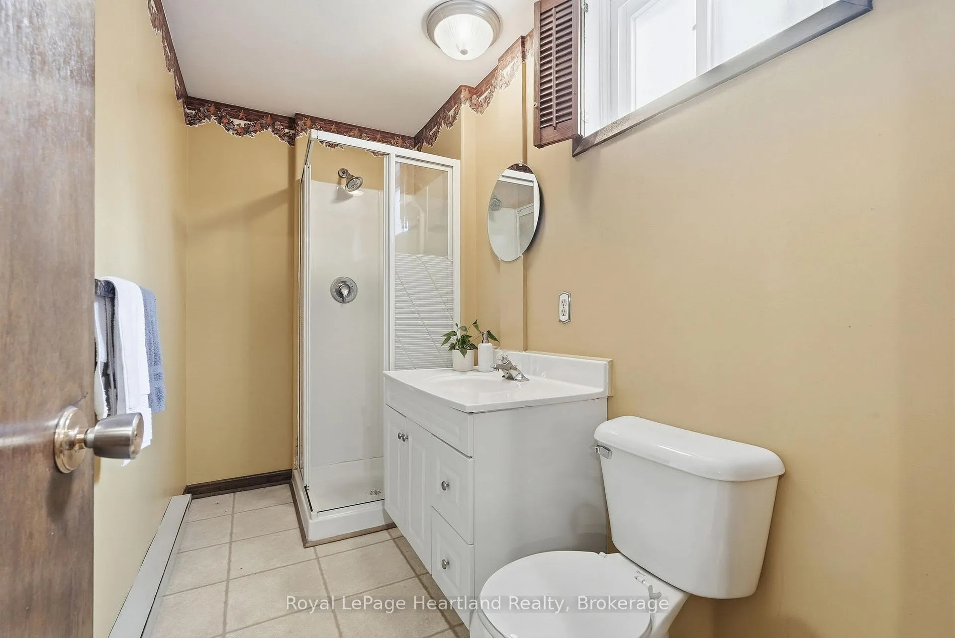 Photo 32 of 284 Manor Road, North Huron, Wingham — HOMEH