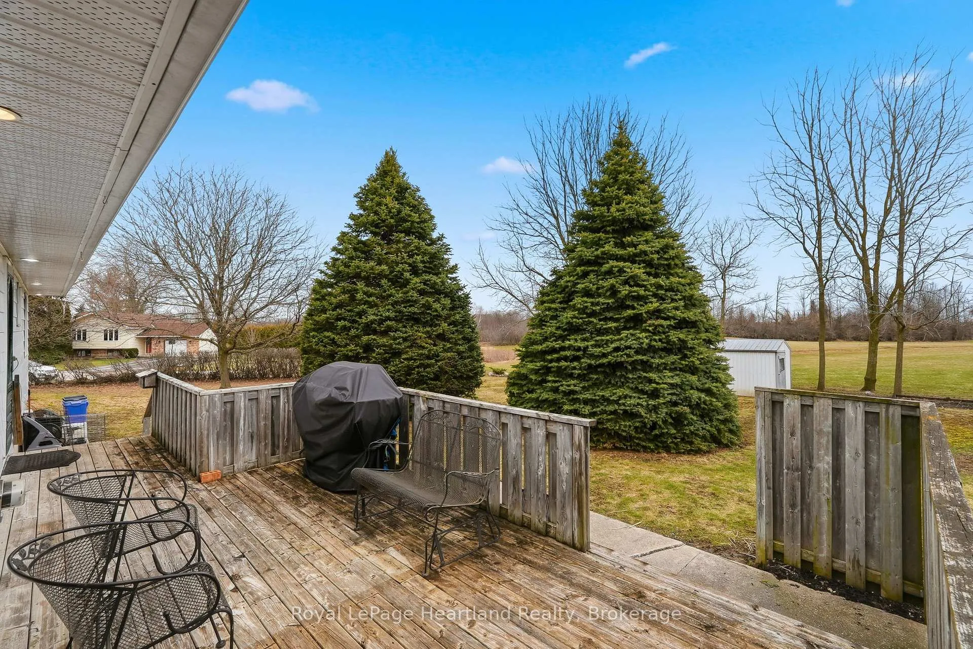 Photo 34 of 284 Manor Road, North Huron, Wingham — HOMEH