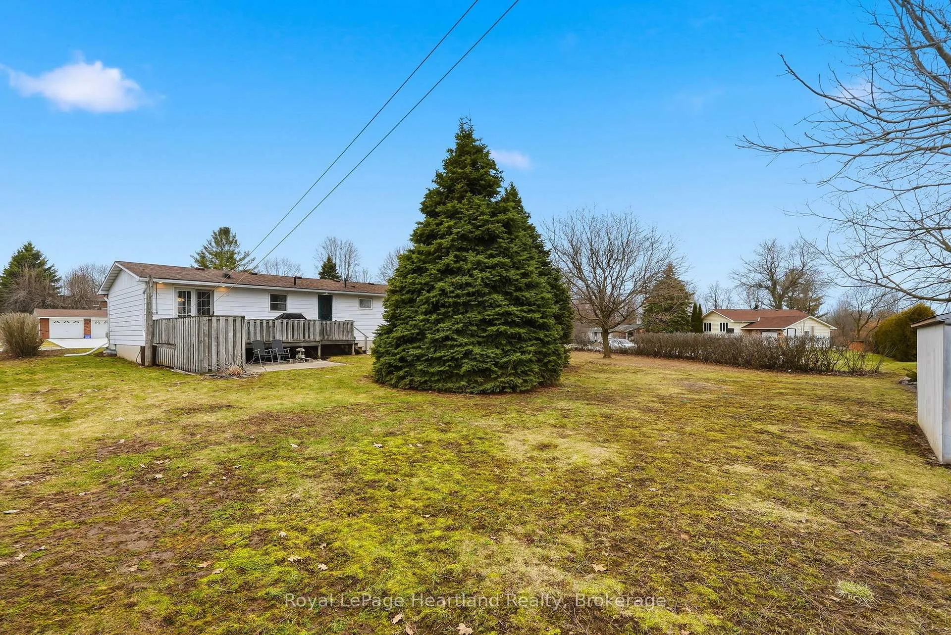 Photo 37 of 284 Manor Road, North Huron, Wingham — HOMEH