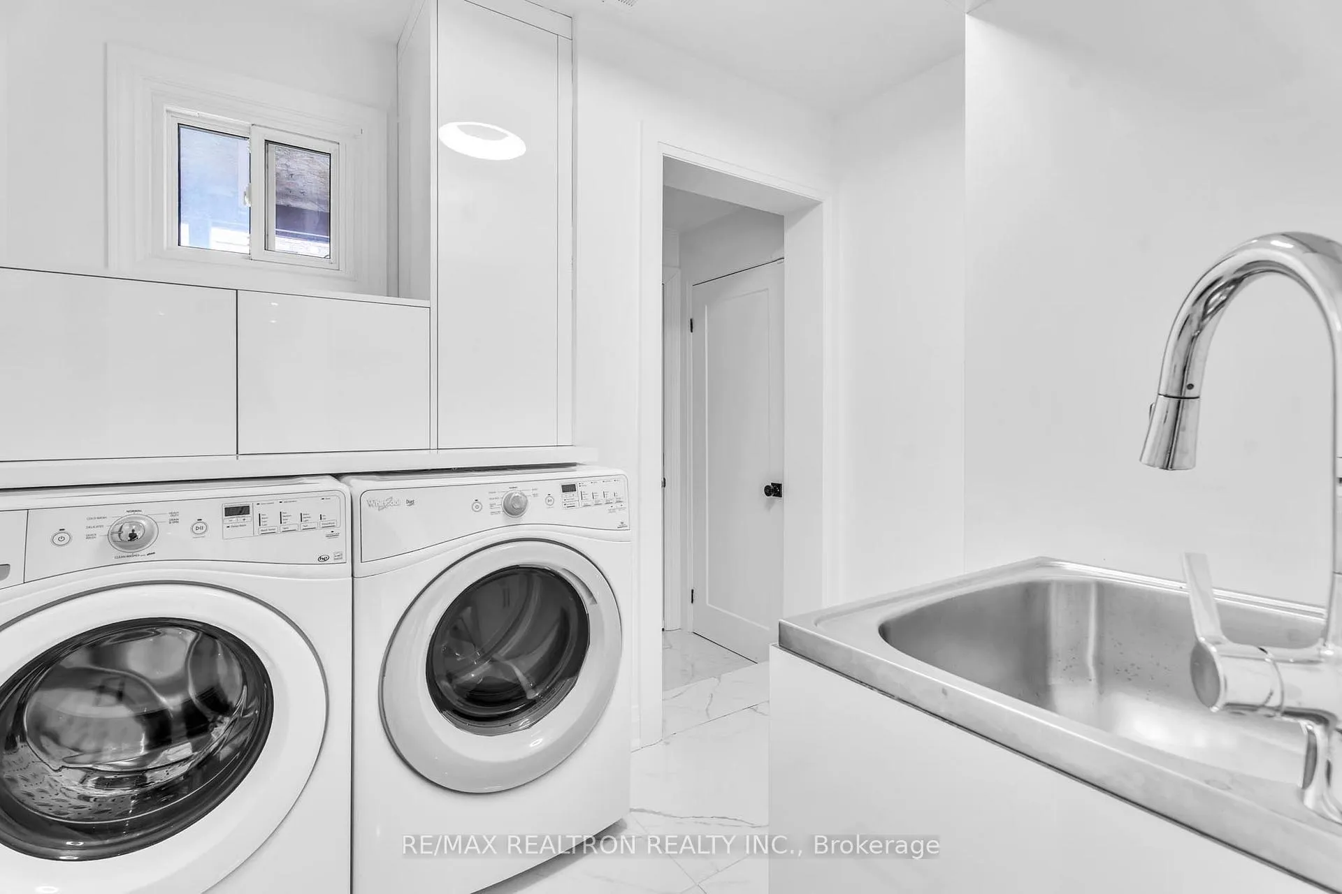 Photo 29 of 42 Butterfield Crescent, Vaughan, Maple — HOMEH