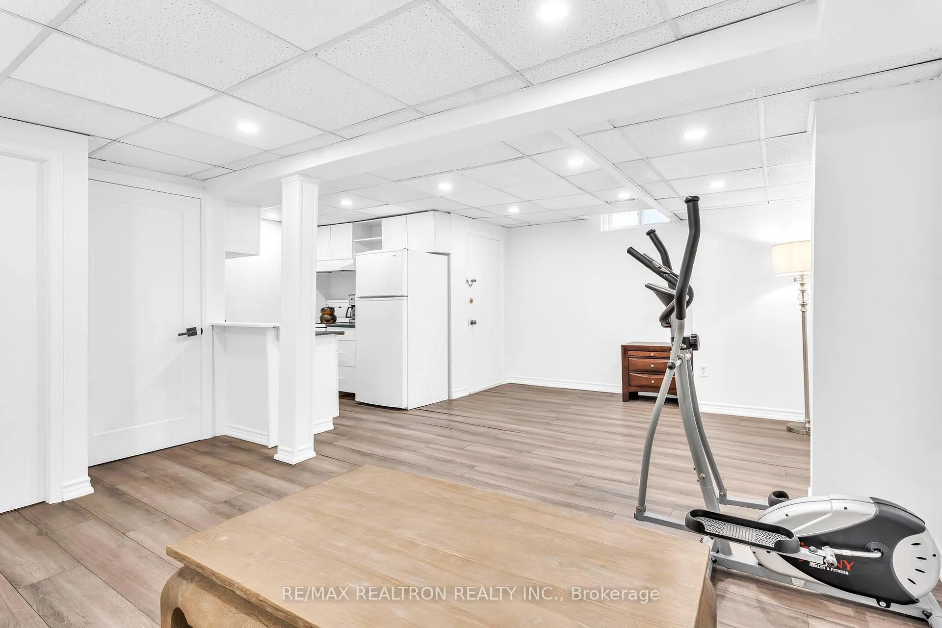 Photo 34 of 42 Butterfield Crescent, Vaughan, Maple — HOMEH