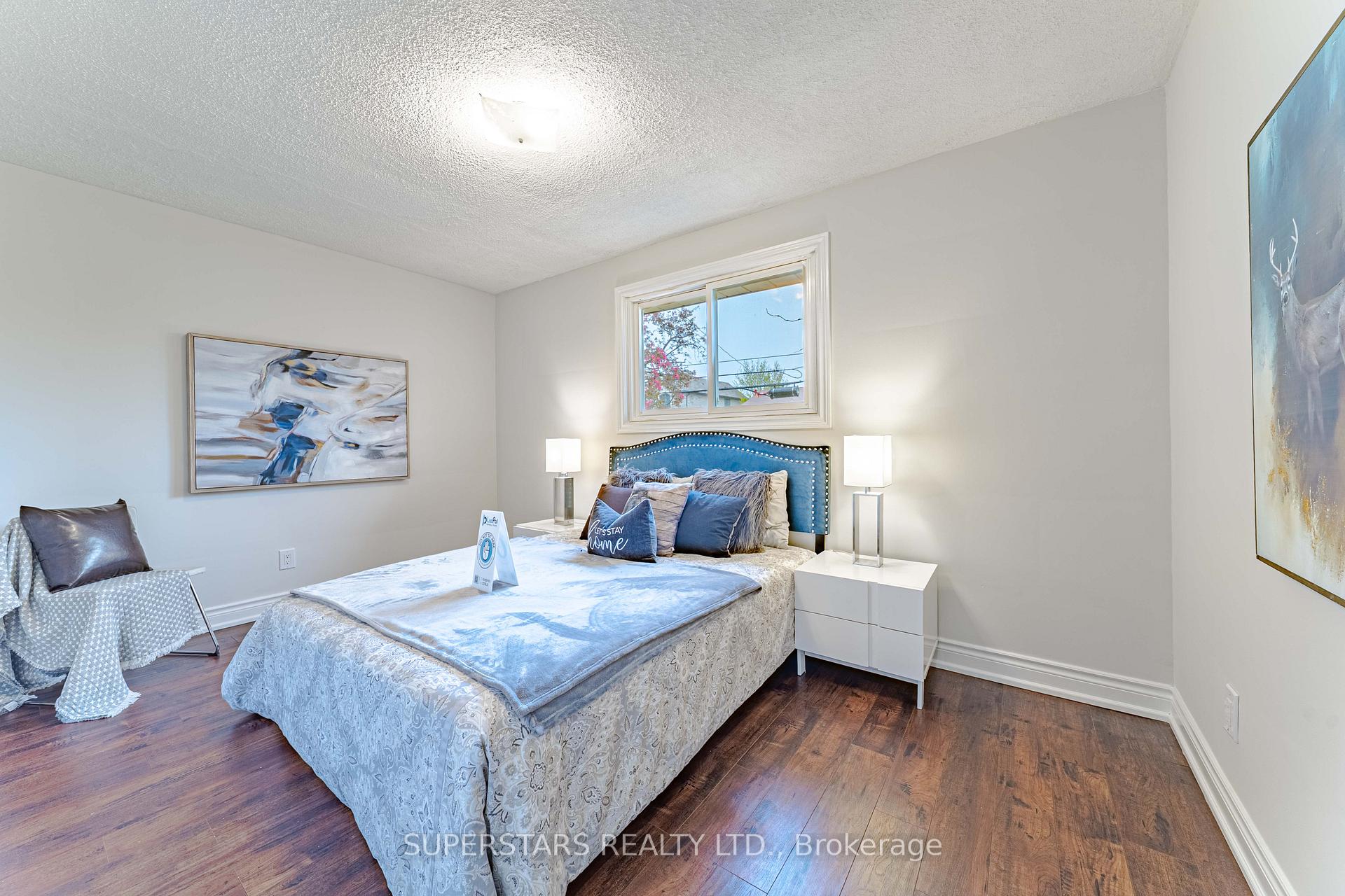 Photo 14 of 1 Mayhill Crescent, Scarborough, Woburn — HOMEH