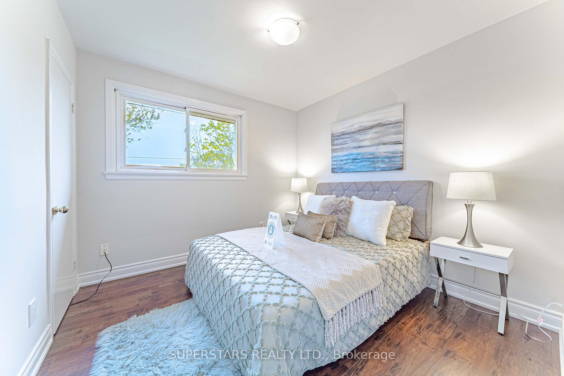 Photo 15 of 1 Mayhill Crescent, Scarborough, Woburn — HOMEH