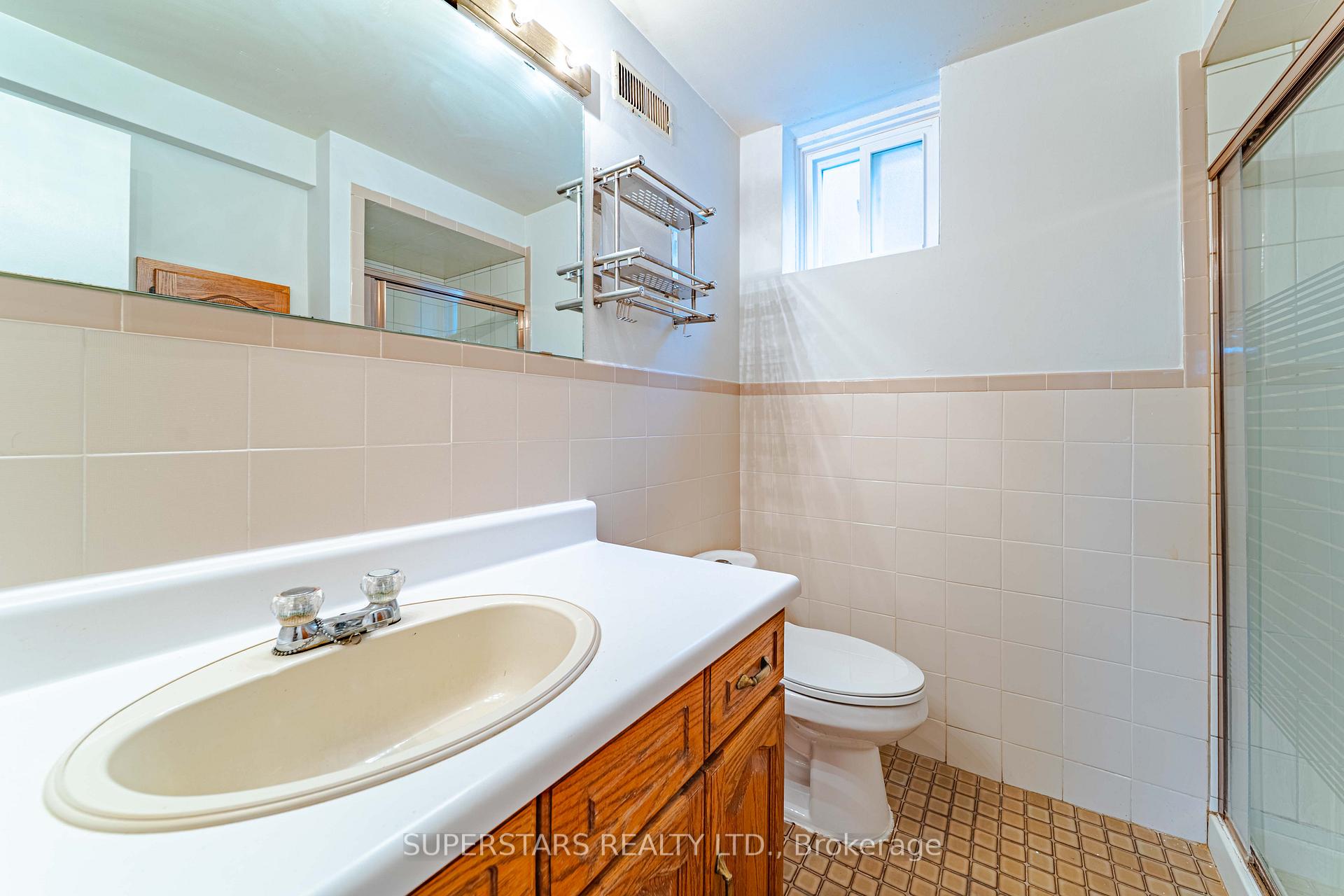 Photo 22 of 1 Mayhill Crescent, Scarborough, Woburn — HOMEH