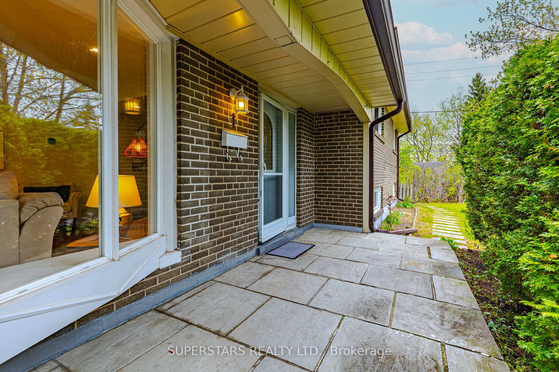 Photo 27 of 1 Mayhill Crescent, Scarborough, Woburn — HOMEH