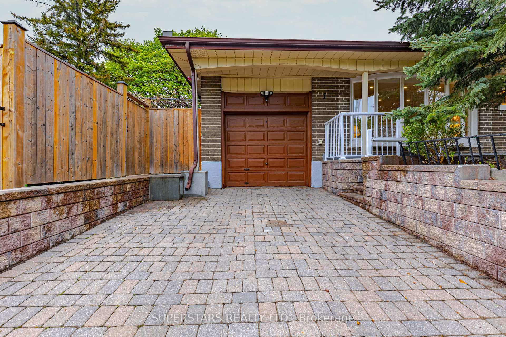 Photo 28 of 1 Mayhill Crescent, Scarborough, Woburn — HOMEH