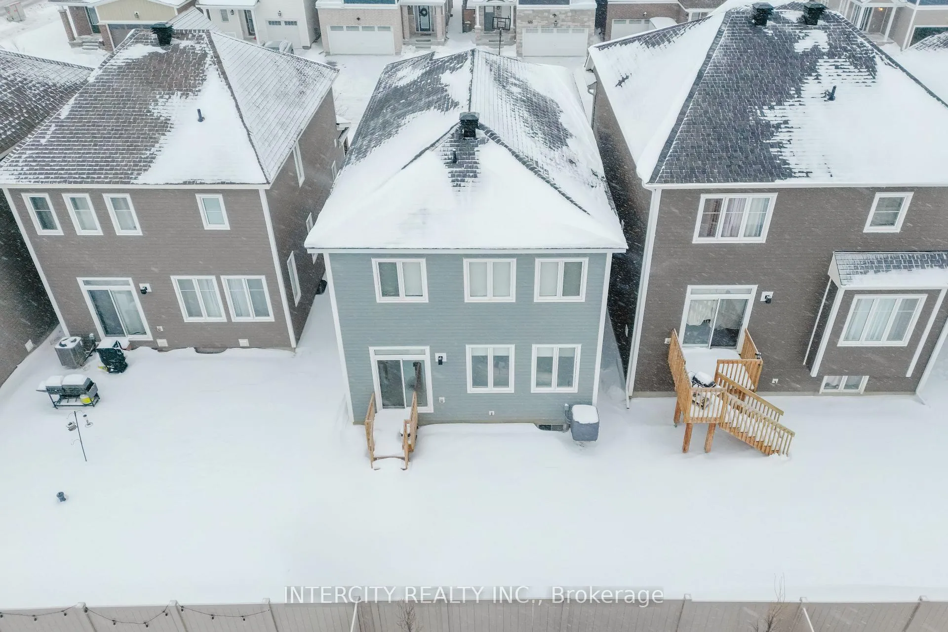 Photo 44 of 124 Hackamore Crescent, Ottawa, Goulbourn Twp From Franktown Rd/South To Rideau — HOMEH