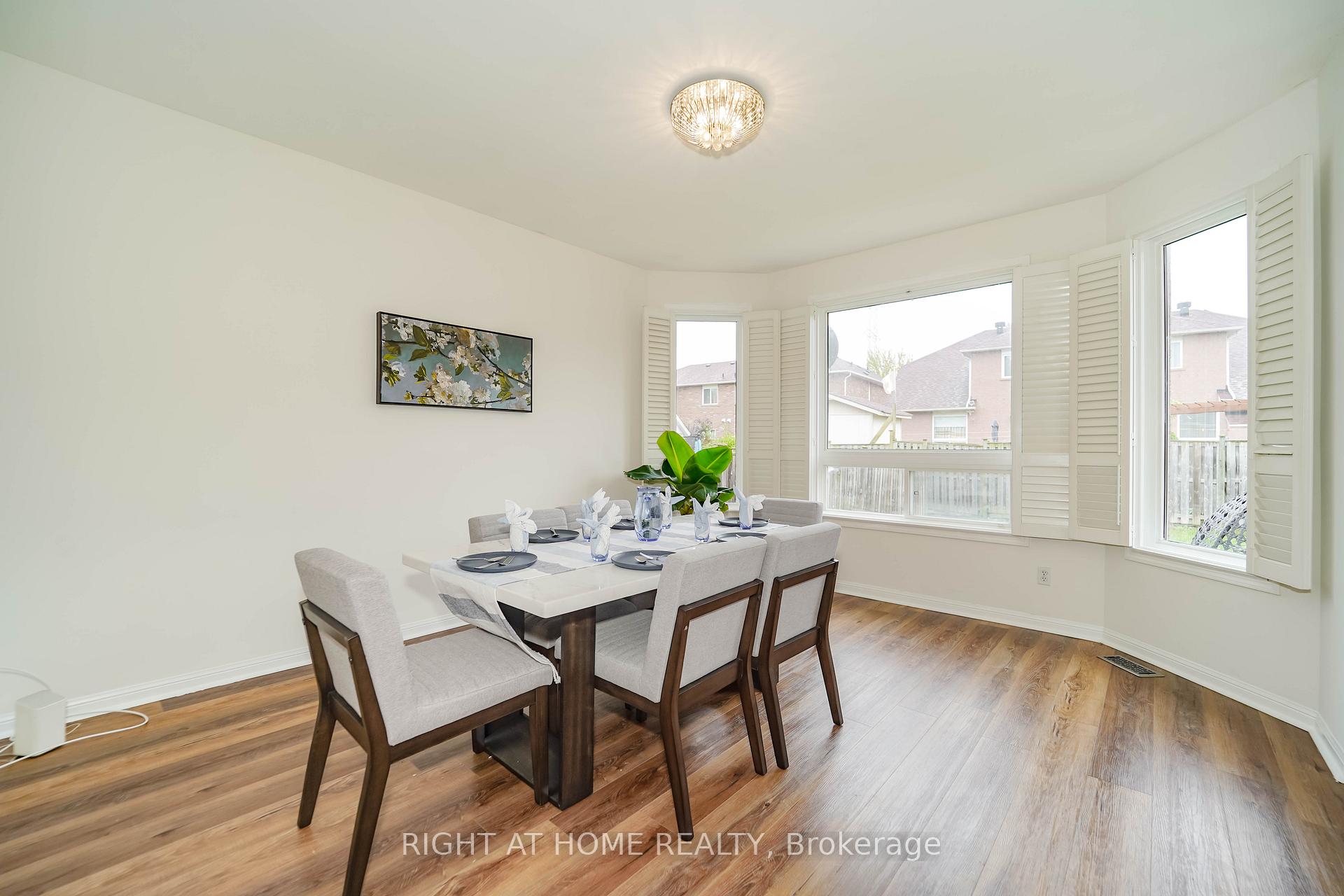 Photo 13 of 180 Raponi Circle, Scarborough, Rouge — HOMEH
