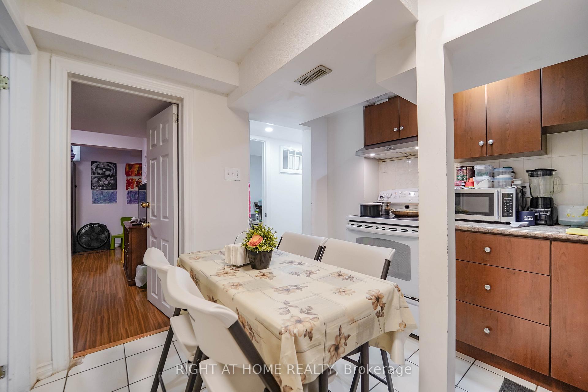 Photo 45 of 180 Raponi Circle, Scarborough, Rouge — HOMEH