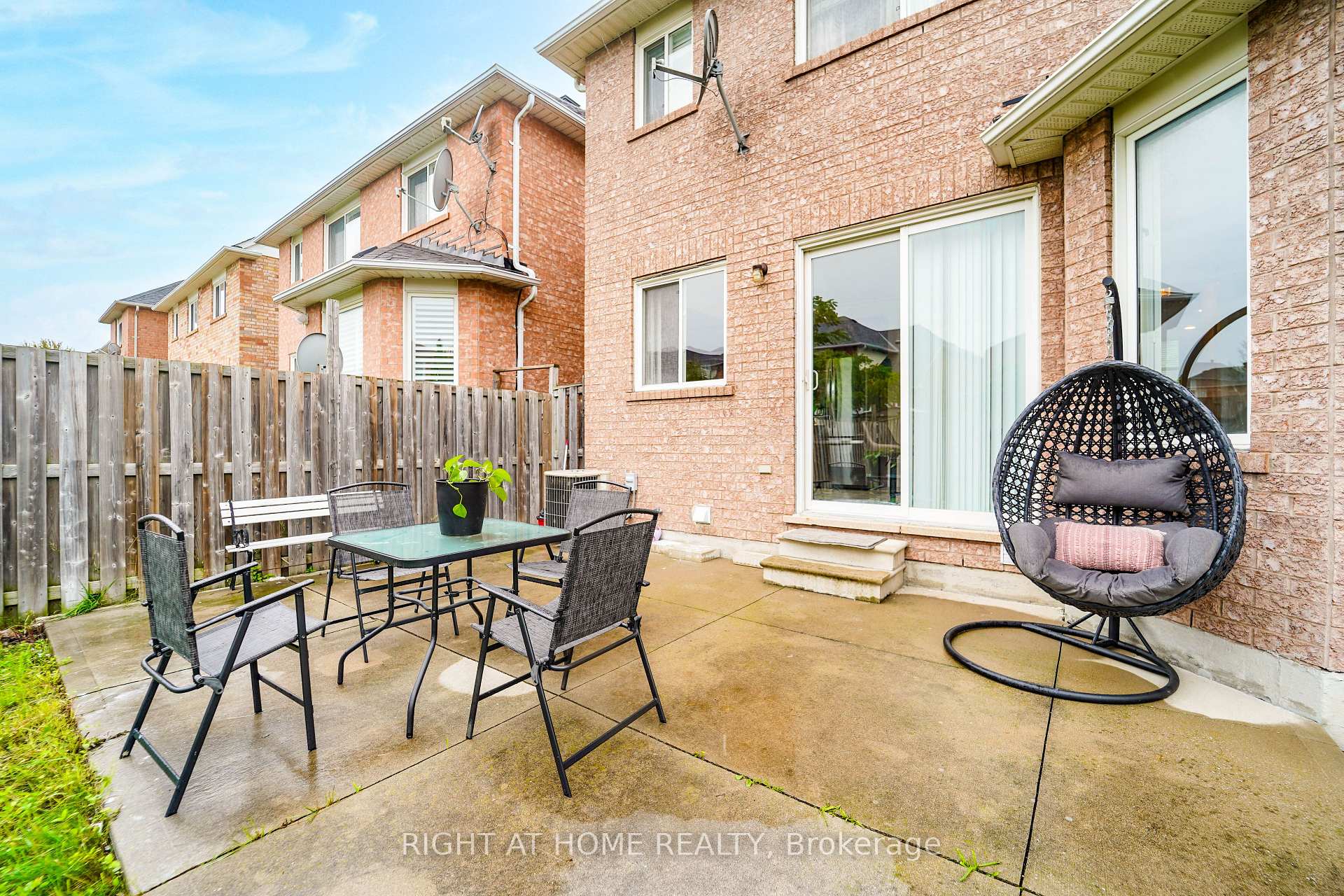 Photo 48 of 180 Raponi Circle, Scarborough, Rouge — HOMEH