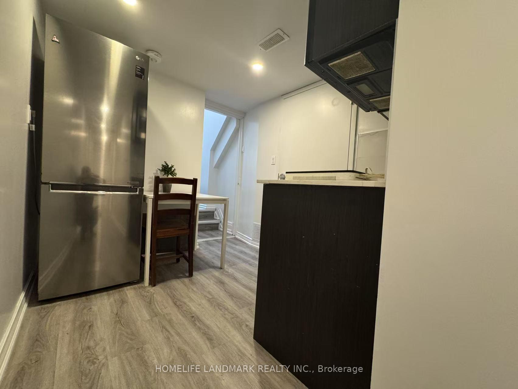 Photo 6 of Unit Bsmt, 210 Brunswick Avenue, Toronto, University — HOMEH