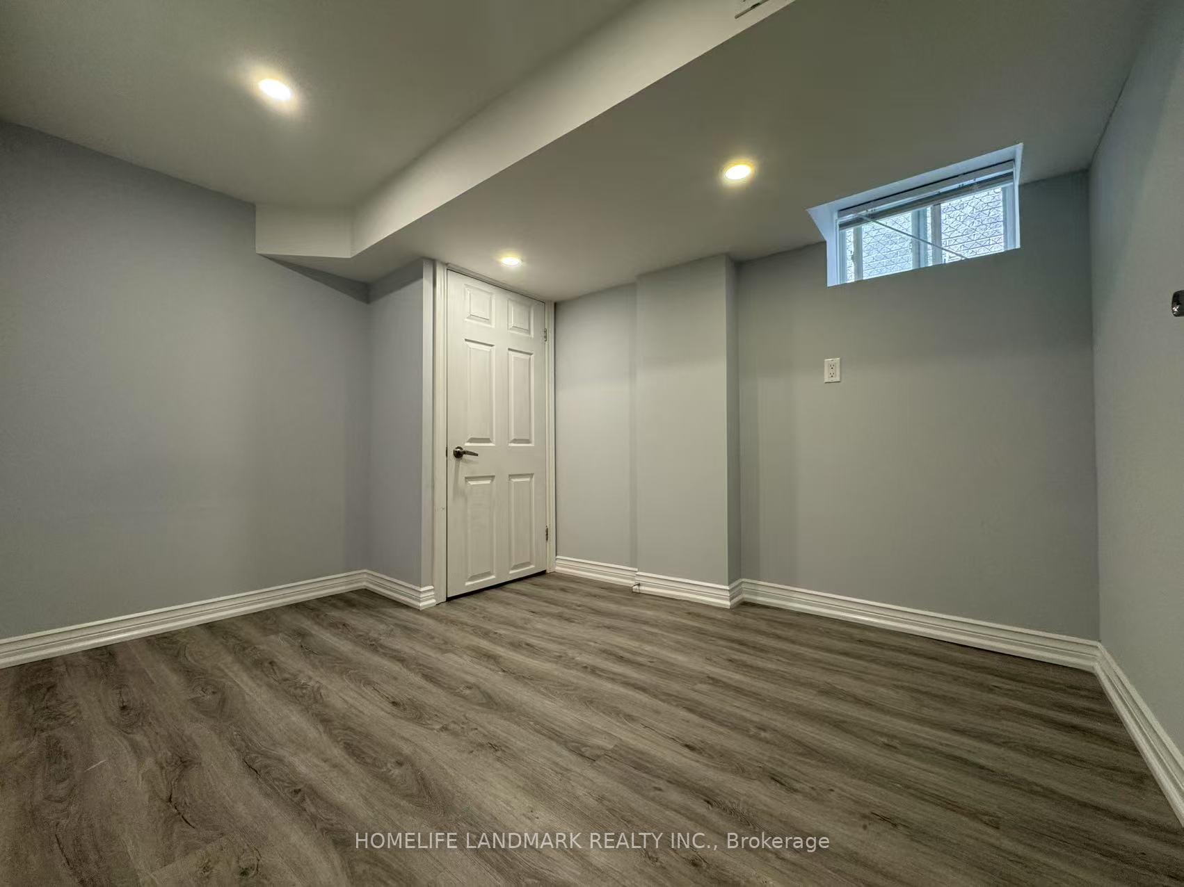 Photo 10 of Unit Bsmt, 210 Brunswick Avenue, Toronto, University — HOMEH