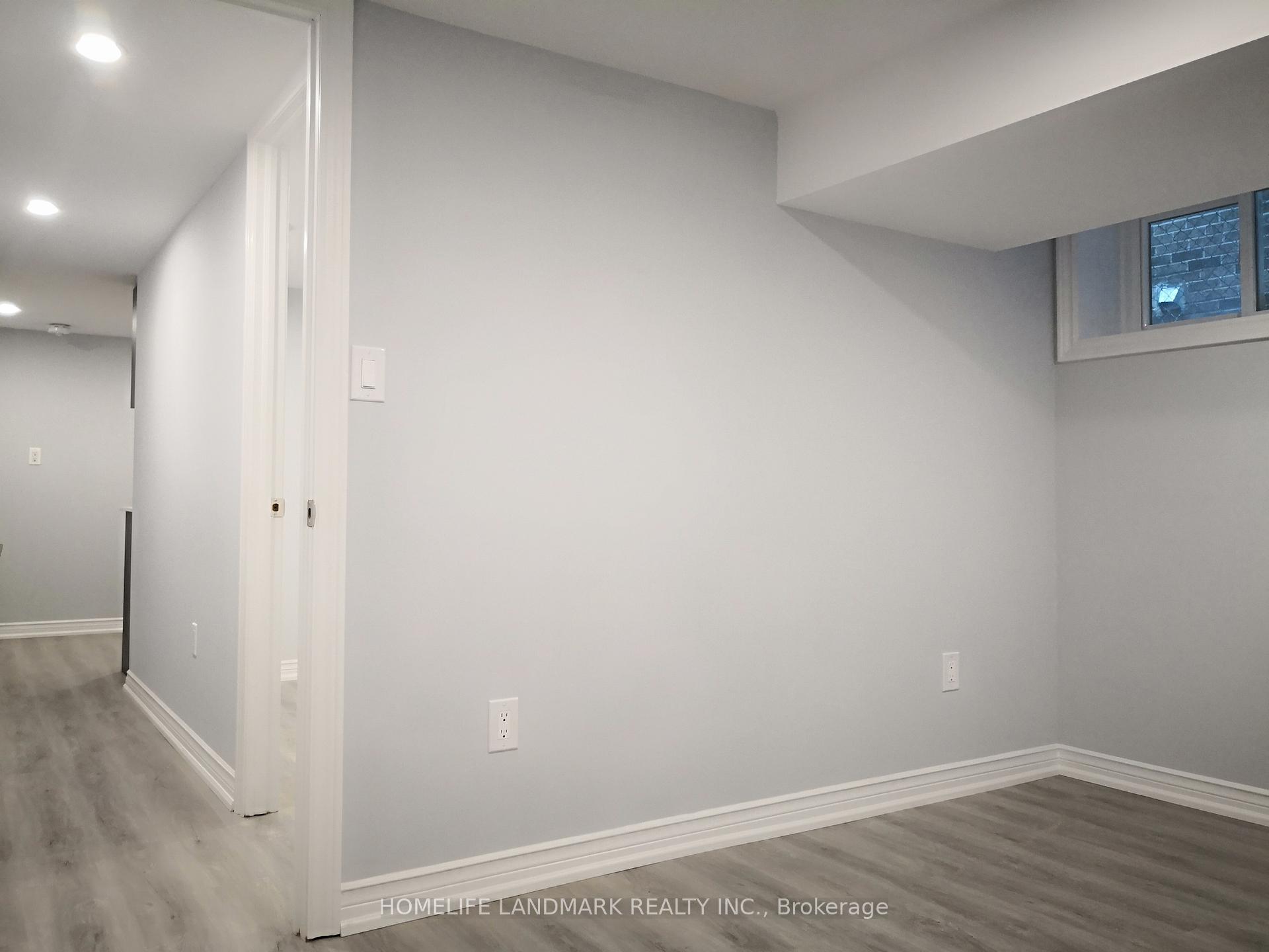 Photo 11 of Unit Bsmt, 210 Brunswick Avenue, Toronto, University — HOMEH