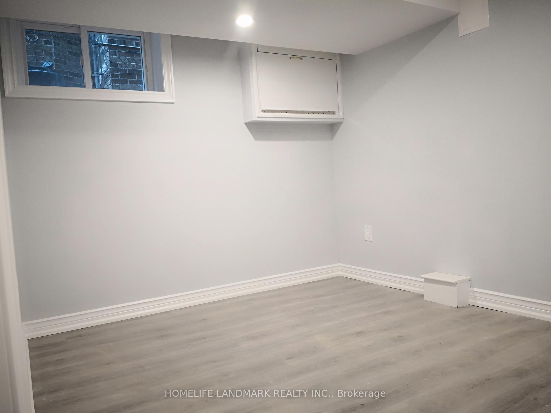 Photo 12 of Unit Bsmt, 210 Brunswick Avenue, Toronto, University — HOMEH