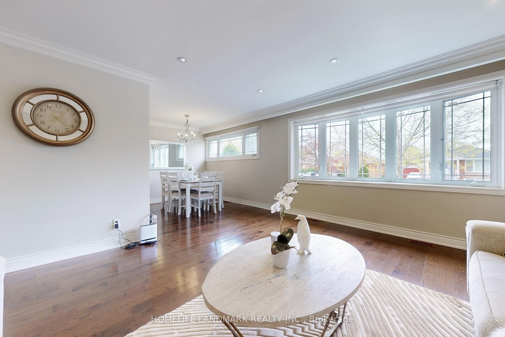 Photo 8 of 24 Arnott Street, Scarborough, Bendale — HOMEH
