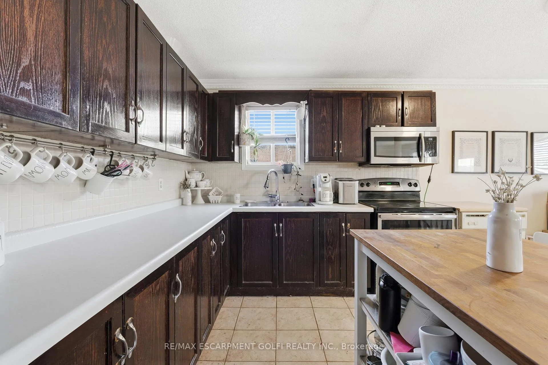 Photo 23 of 505 Wellington Street N, Hamilton, North End — HOMEH