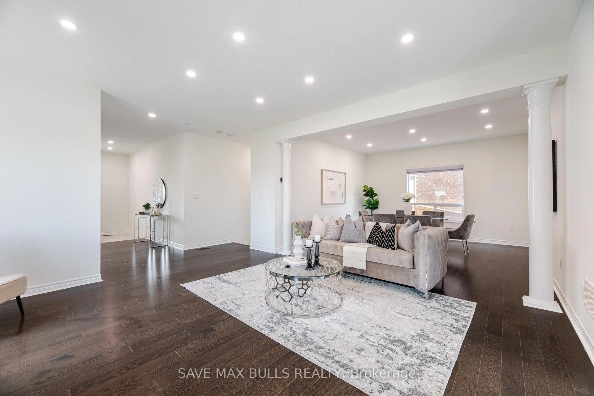 Photo 10 of 23 Kilpatrick Court, Clarington, Bowmanville — HOMEH