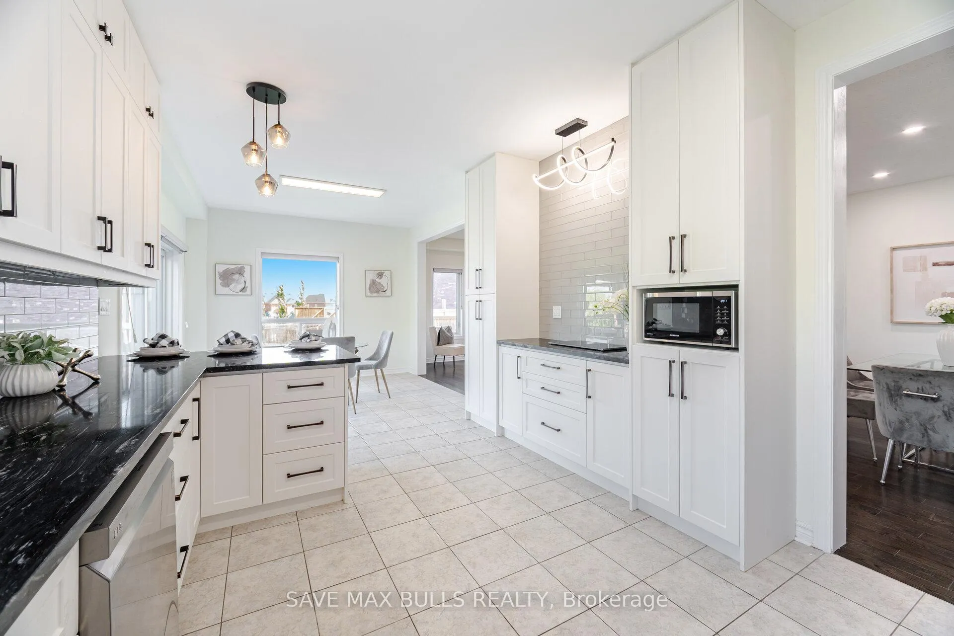 Photo 17 of 23 Kilpatrick Court, Clarington, Bowmanville — HOMEH