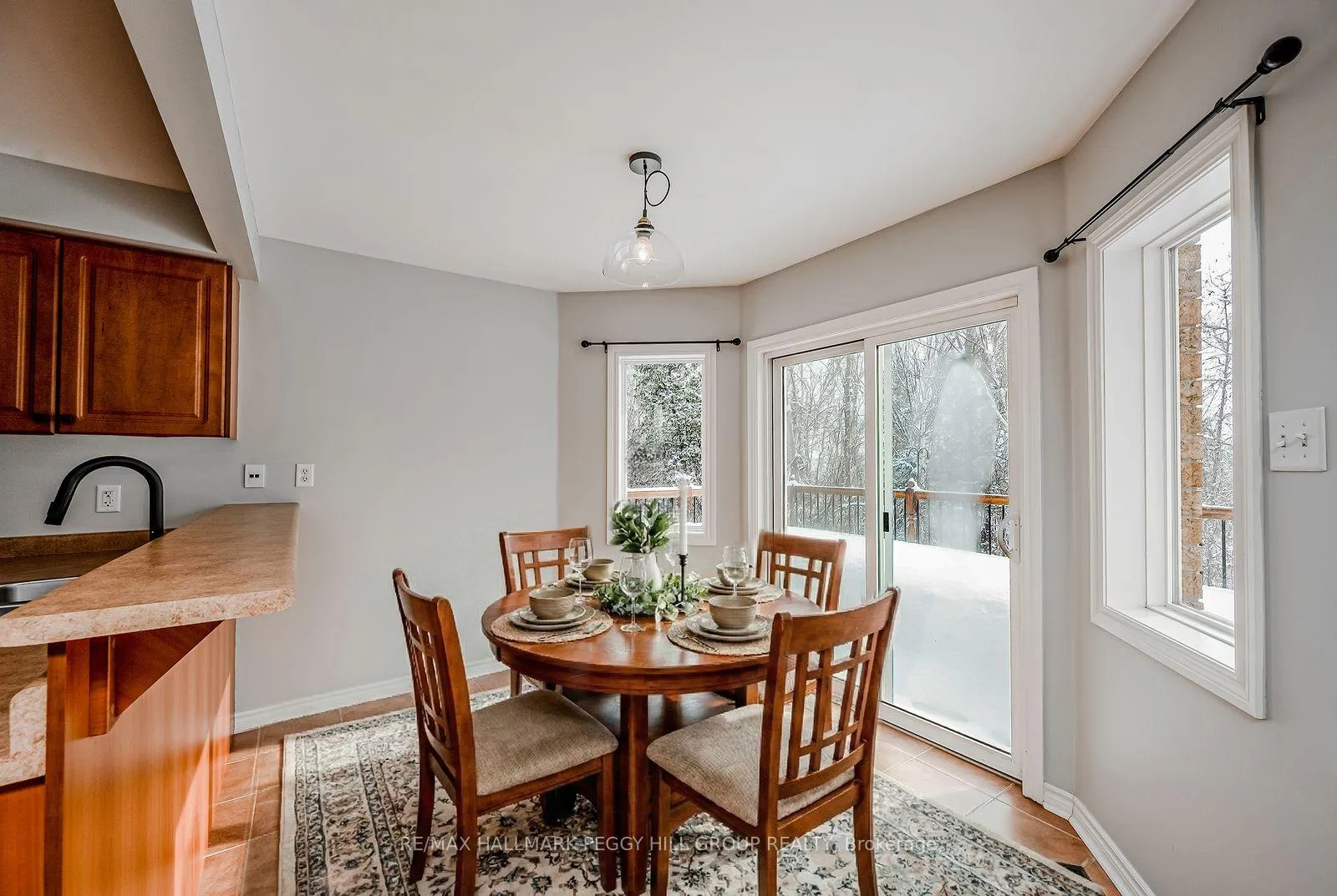 Photo 8 of 81 Sproule Drive, Barrie, Edgehill Drive — HOMEH