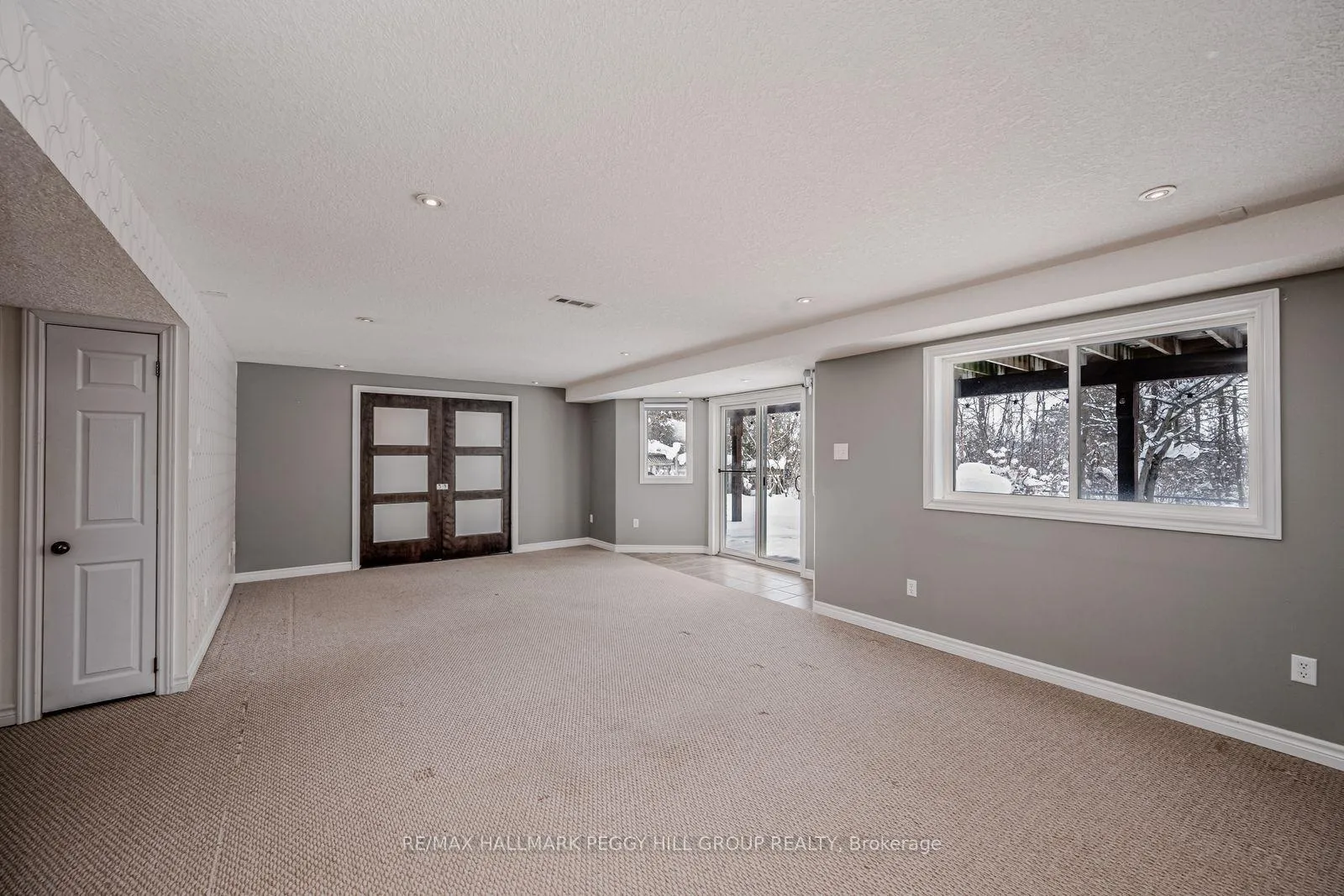 Photo 15 of 81 Sproule Drive, Barrie, Edgehill Drive — HOMEH