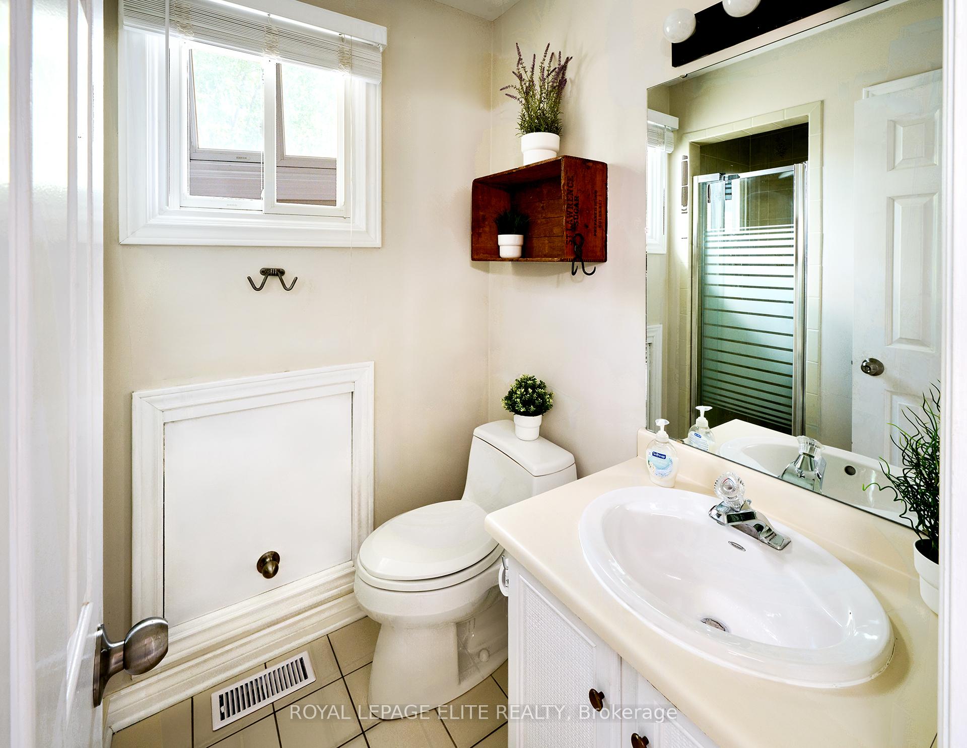 Photo 13 of 12 Keefer Road, Thorold, Confederation Heights — HOMEH