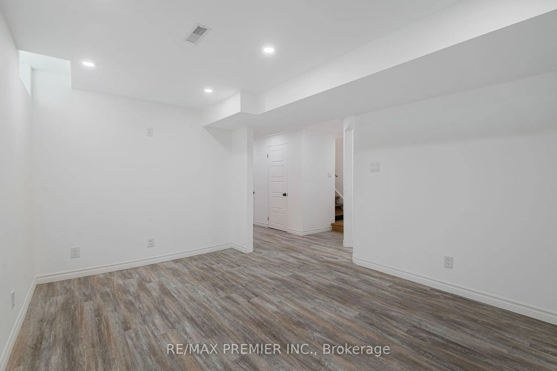 Photo 23 of 23 Sunbird Boulevard, Georgina, Keswick North — HOMEH