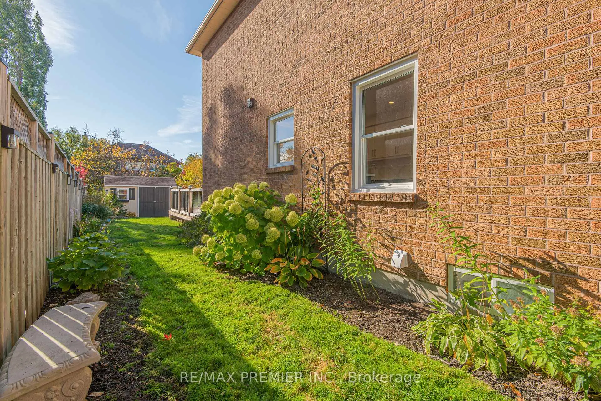 Photo 26 of 23 Sunbird Boulevard, Georgina, Keswick North — HOMEH