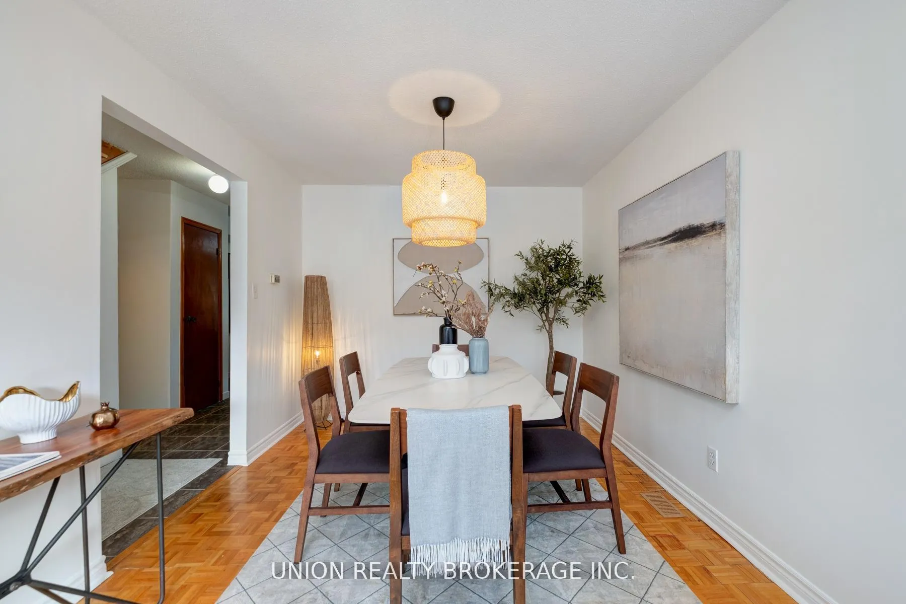 Photo 25 of 19 Ashdale Avenue, Toronto, Greenwood-Coxwell — HOMEH