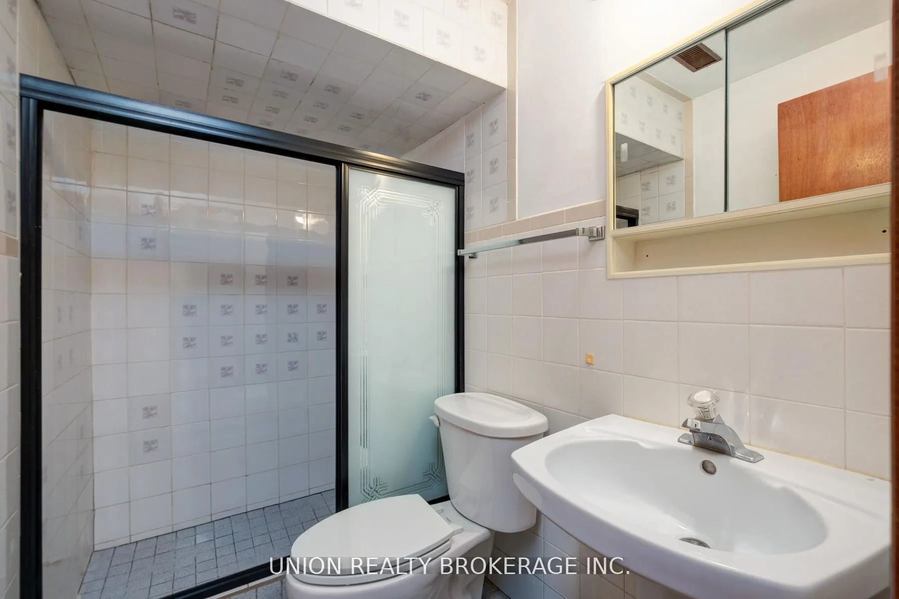 Photo 107 of 19 Ashdale Avenue, Toronto, Greenwood-Coxwell — HOMEH