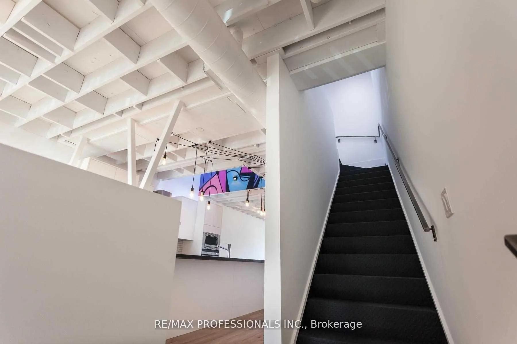 Photo 2 of Unit Unit A, 60 Melbourne Avenue, Toronto, South Parkdale — HOMEH
