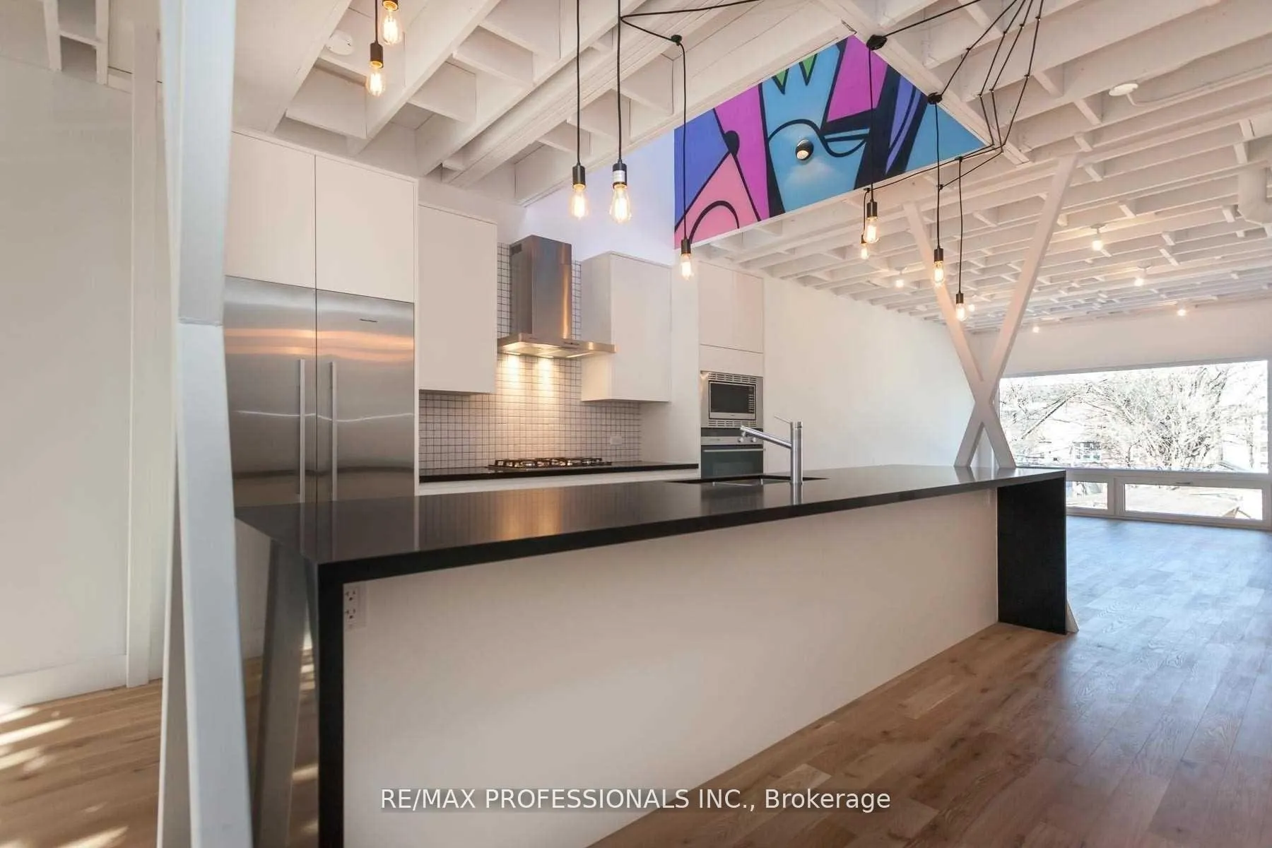 Photo 3 of Unit Unit A, 60 Melbourne Avenue, Toronto, South Parkdale — HOMEH