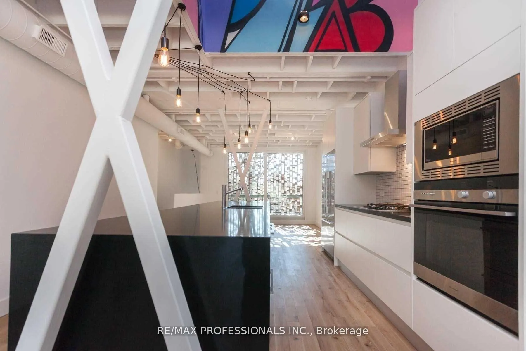 Photo 6 of Unit Unit A, 60 Melbourne Avenue, Toronto, South Parkdale — HOMEH
