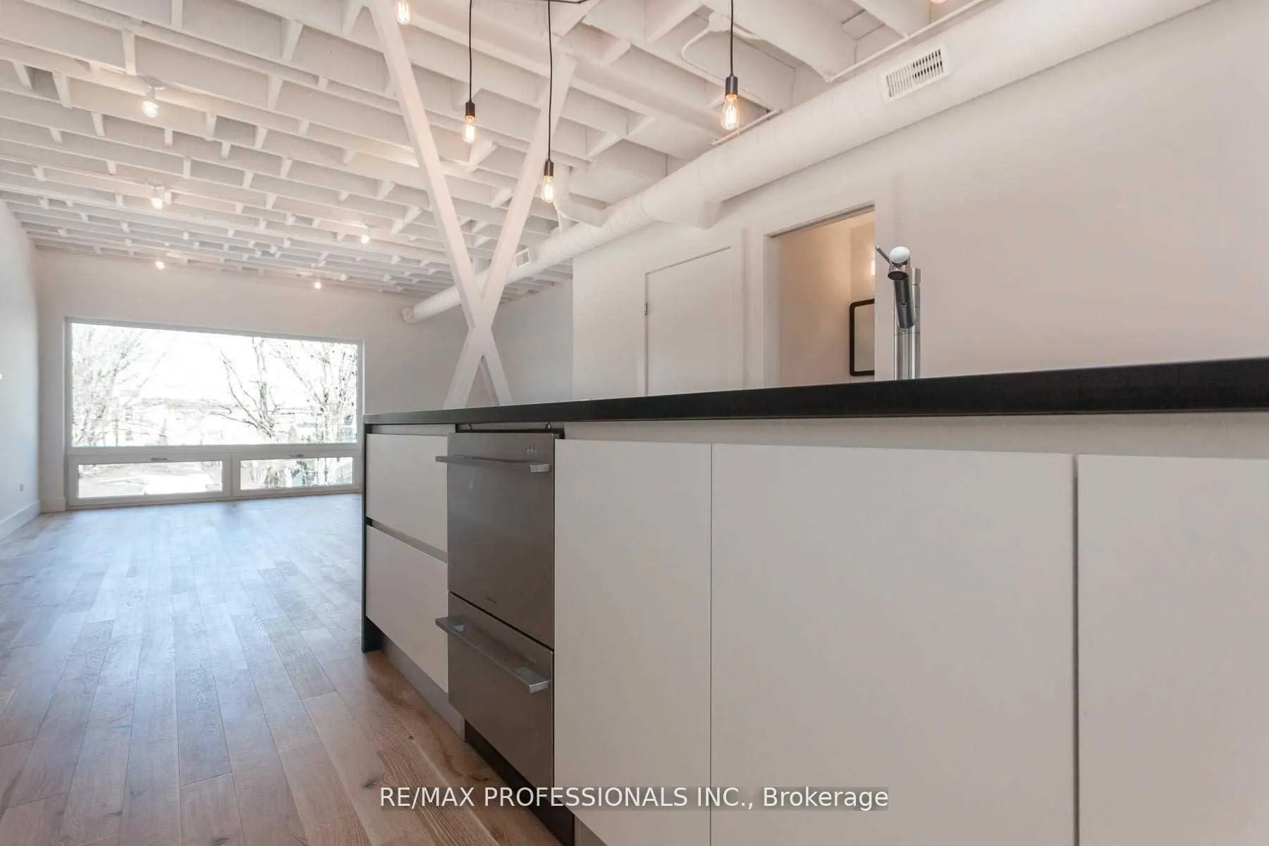 Photo 8 of Unit Unit A, 60 Melbourne Avenue, Toronto, South Parkdale — HOMEH