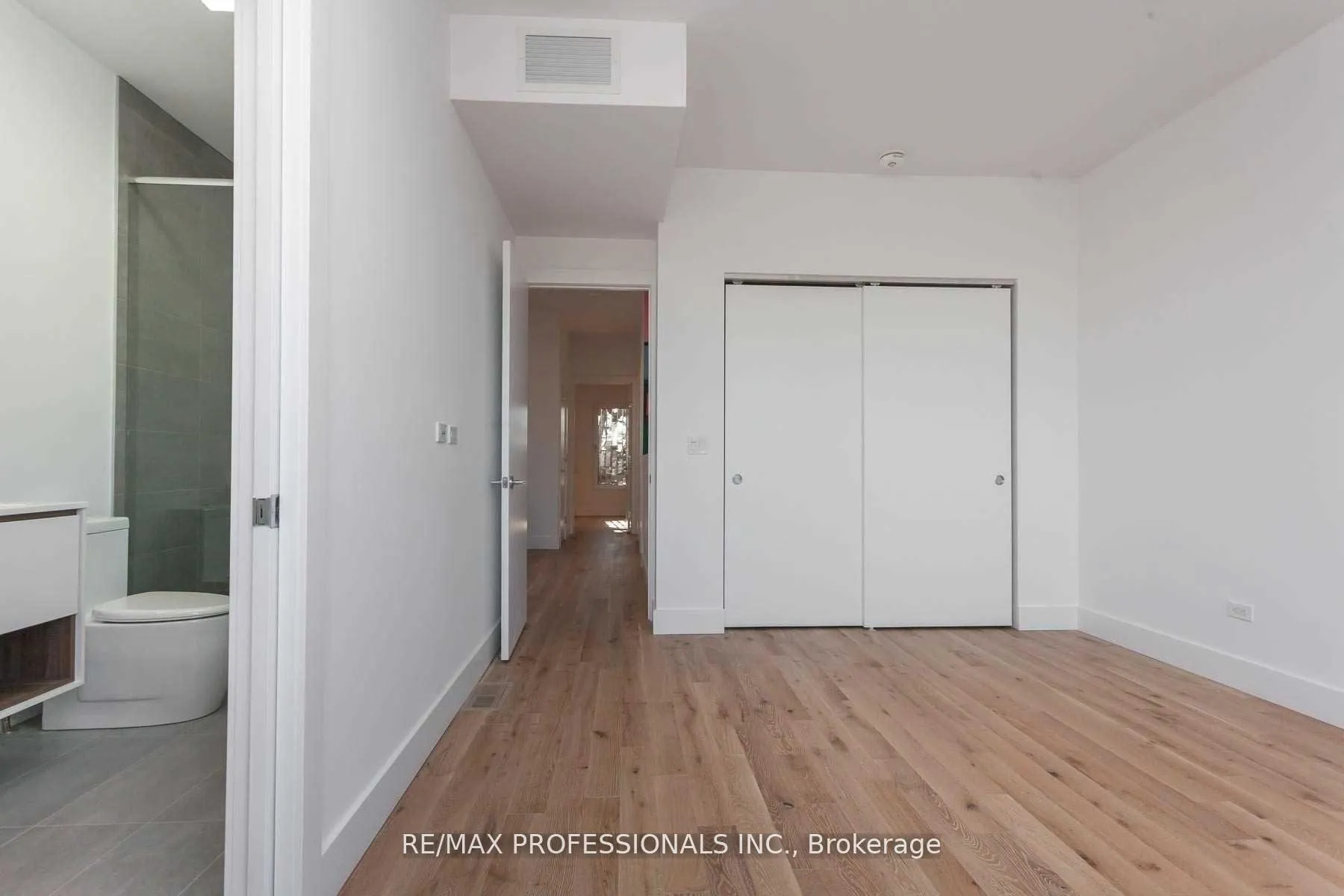 Photo 25 of Unit Unit A, 60 Melbourne Avenue, Toronto, South Parkdale — HOMEH