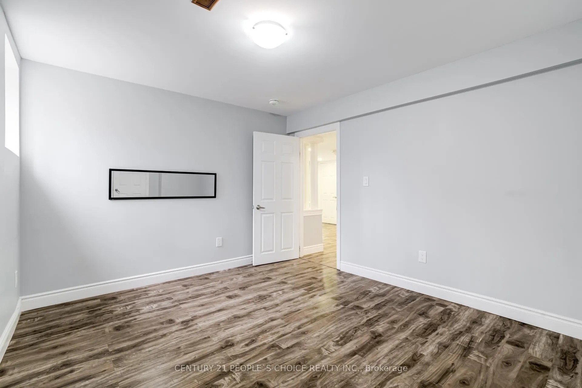 Photo 21 of 220 Castle Oaks Crossing, Brampton, Bram East — HOMEH