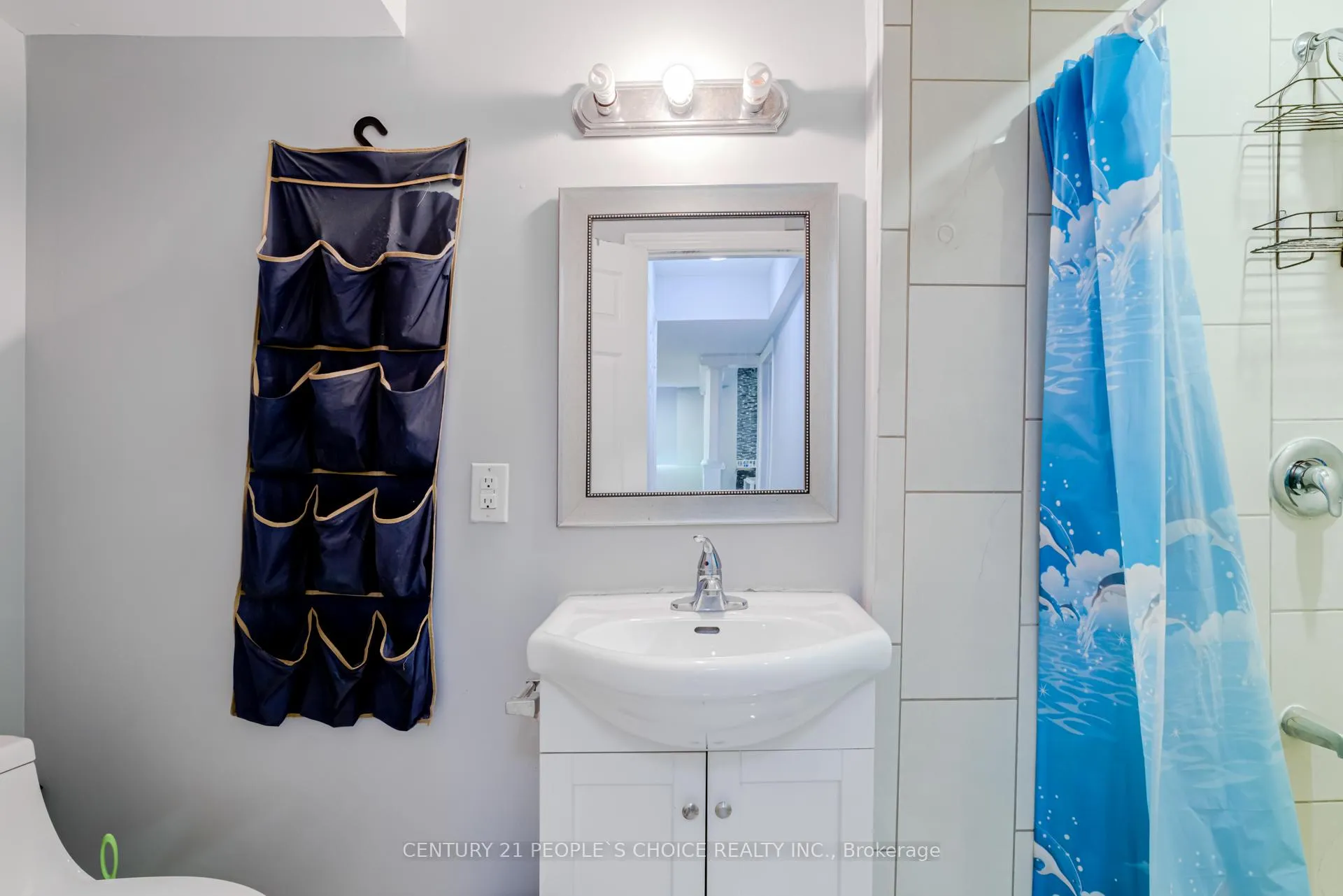 Photo 28 of 220 Castle Oaks Crossing, Brampton, Bram East — HOMEH