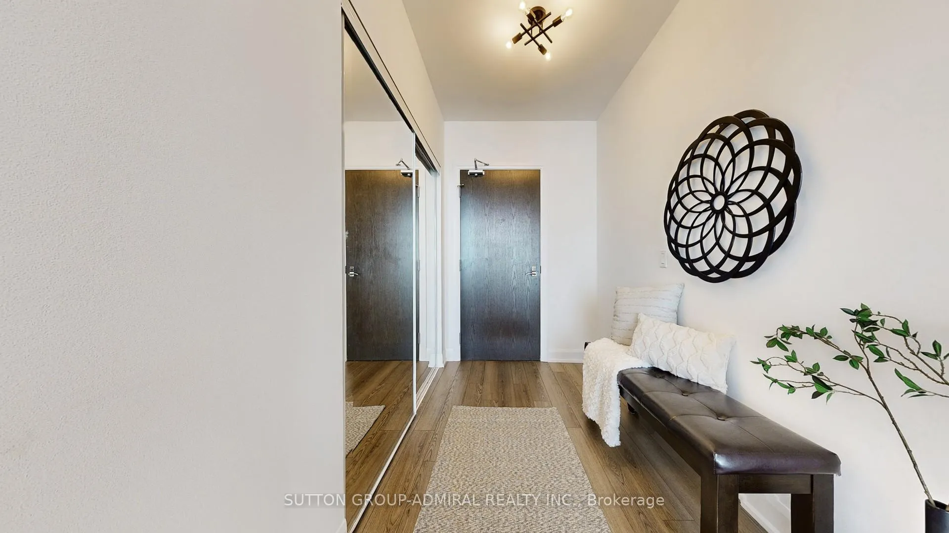Photo 4 of Unit 513, 2910 Highway 7 Road, Vaughan, Concord — HOMEH