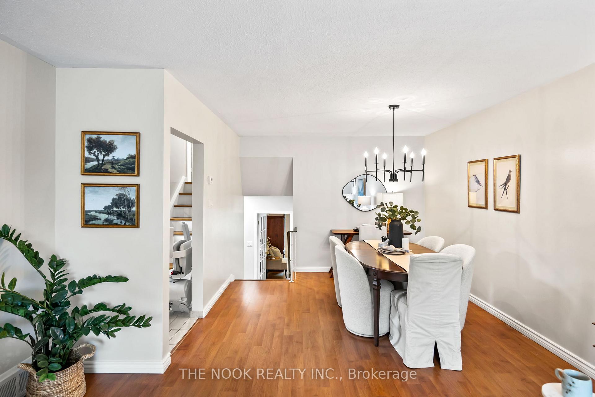 Photo 10 of 5 Starlake Drive, Scarborough, Morningside — HOMEH