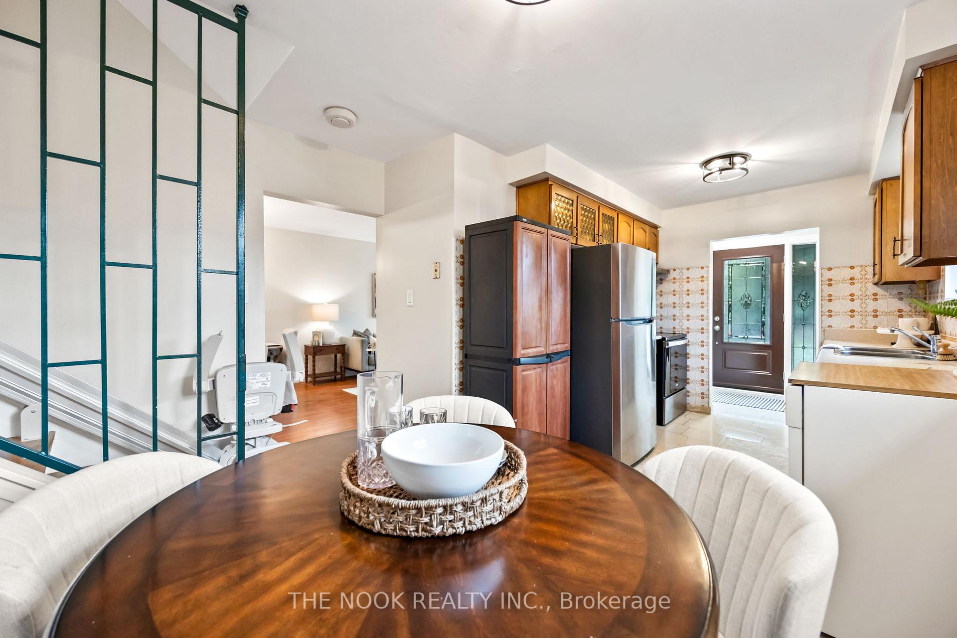 Photo 16 of 5 Starlake Drive, Scarborough, Morningside — HOMEH