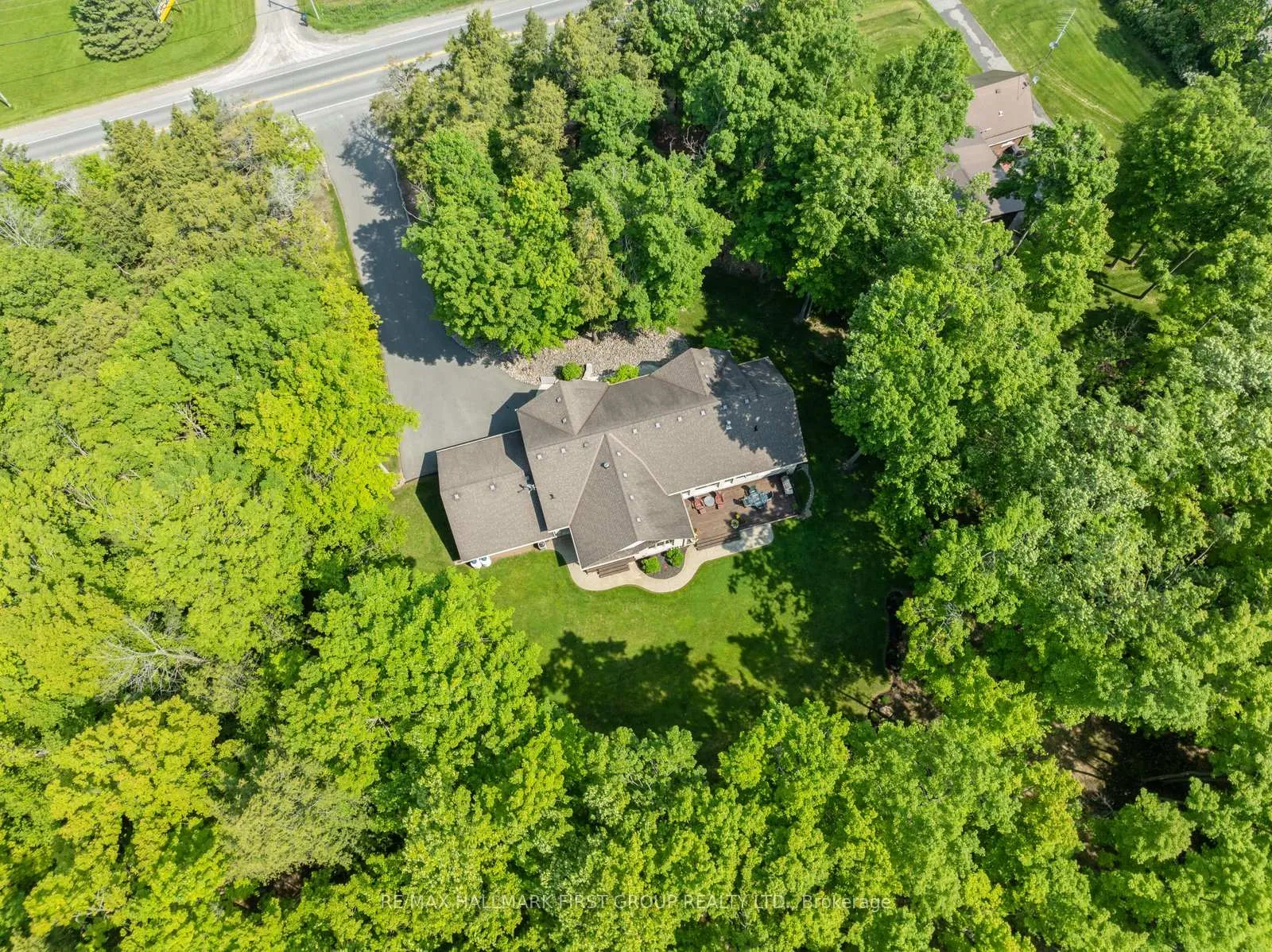 Photo 3 of 2317 Sherbrooke Street W, Cavan Monaghan, Cavan-Monaghan — HOMEH