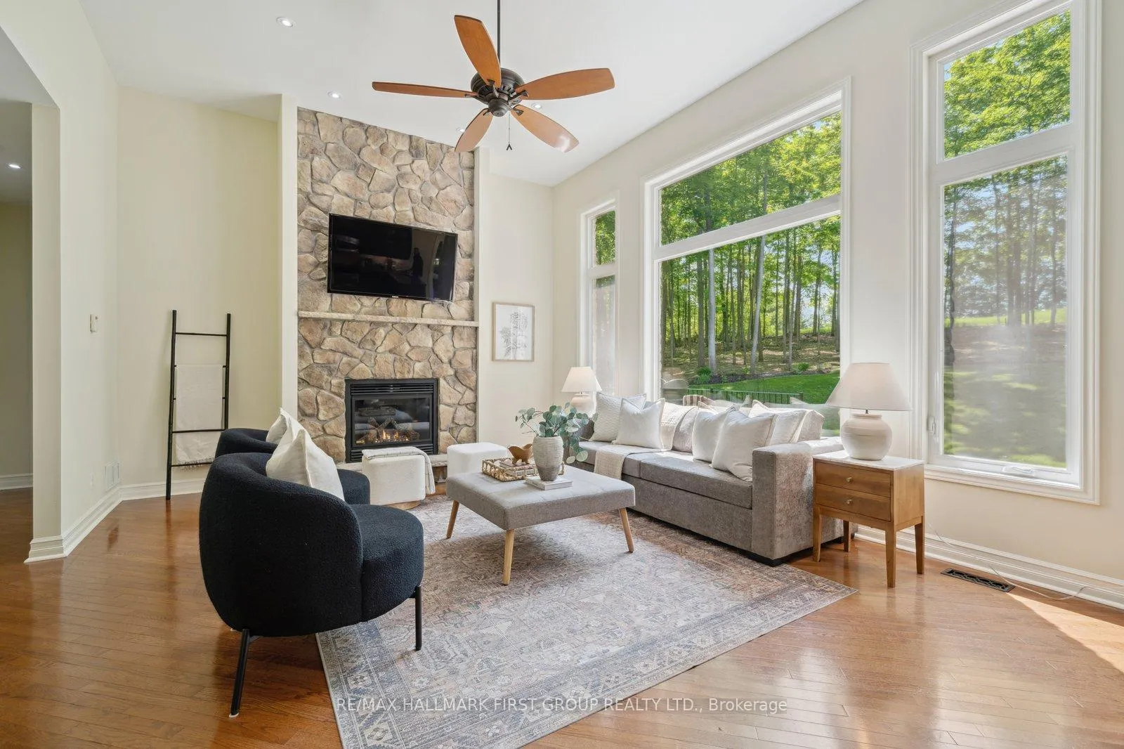 Photo 6 of 2317 Sherbrooke Street W, Cavan Monaghan, Cavan-Monaghan — HOMEH