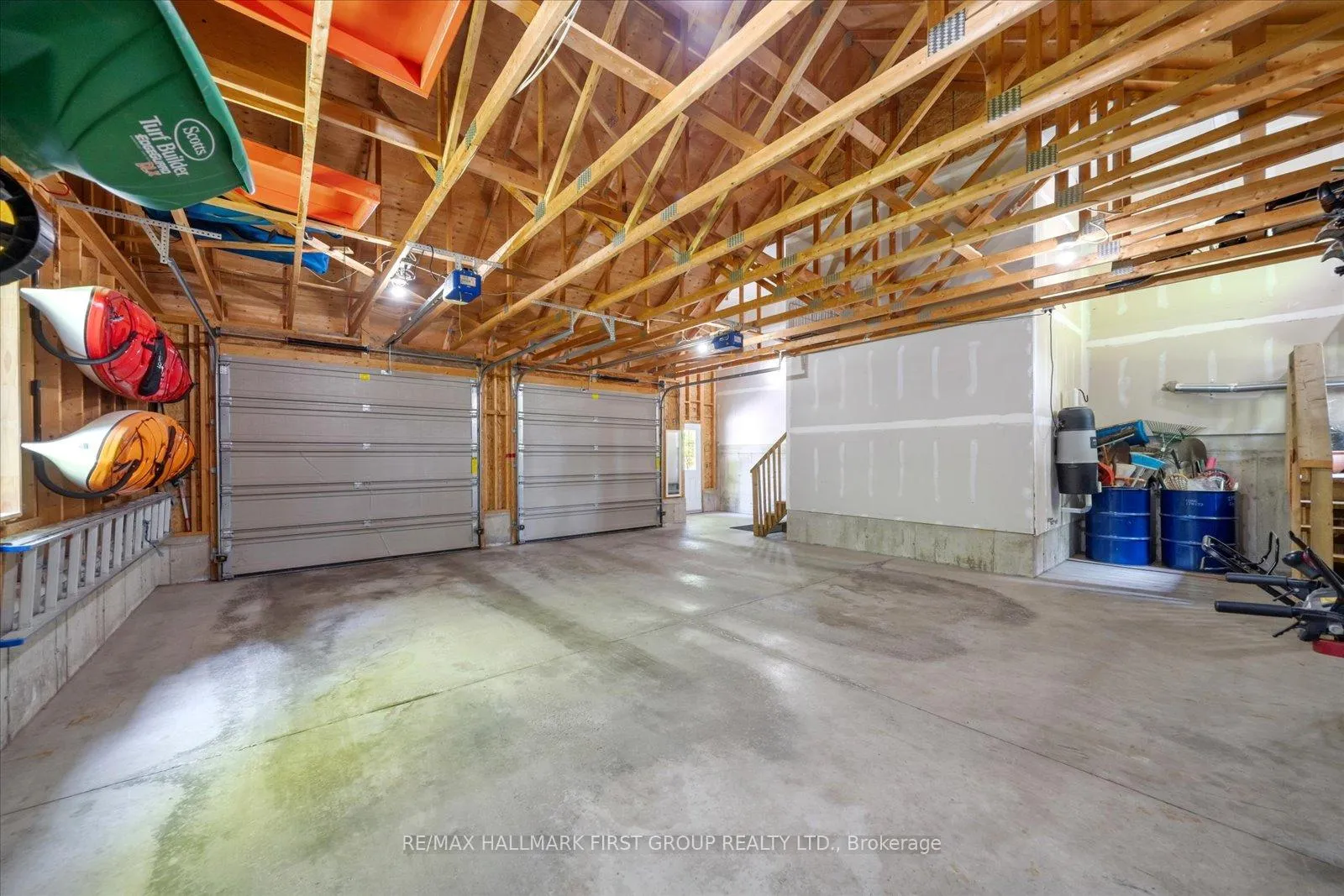 Photo 32 of 2317 Sherbrooke Street W, Cavan Monaghan, Cavan-Monaghan — HOMEH