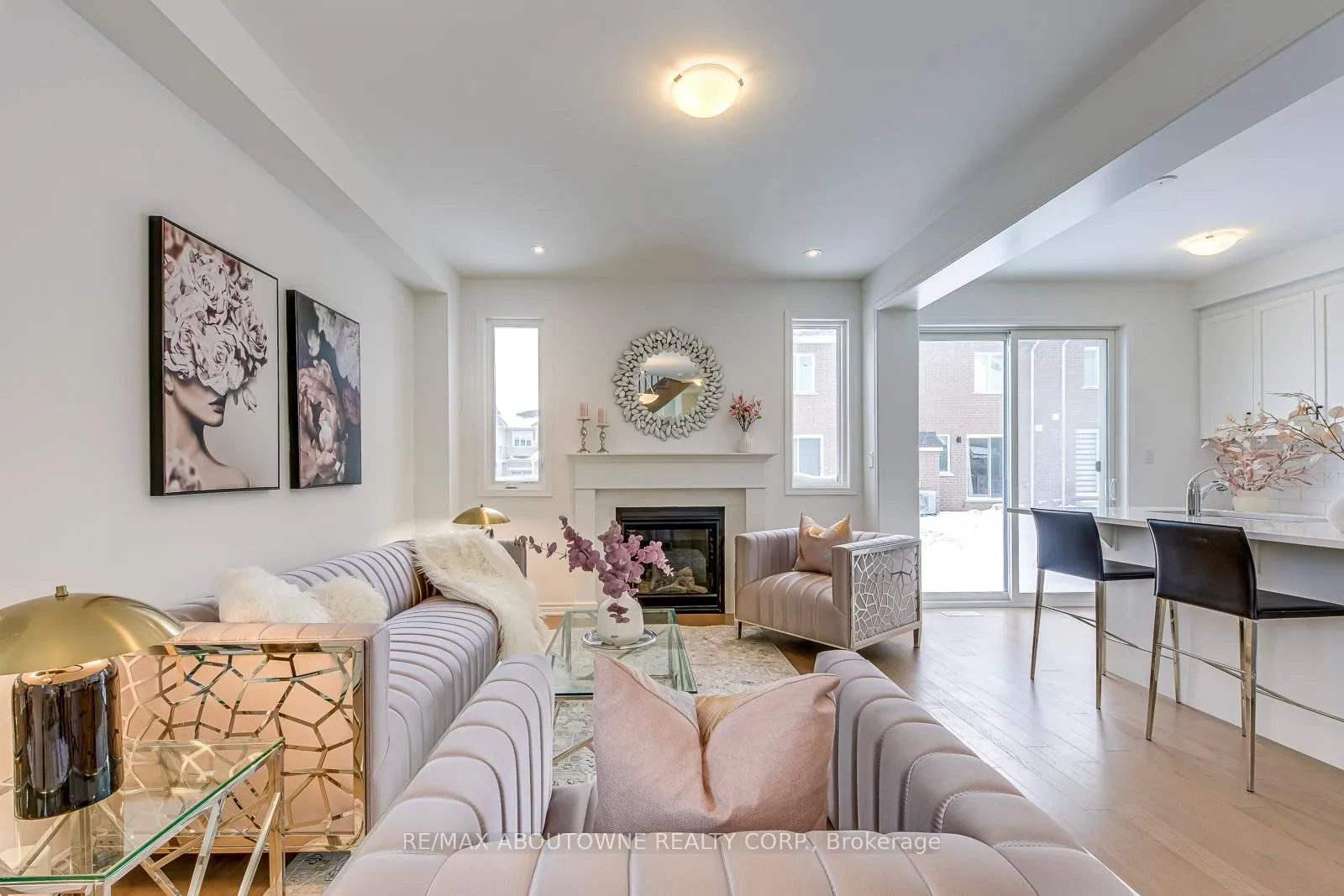 Photo 10 of 1363 Copley Court, Milton, Bowes — HOMEH