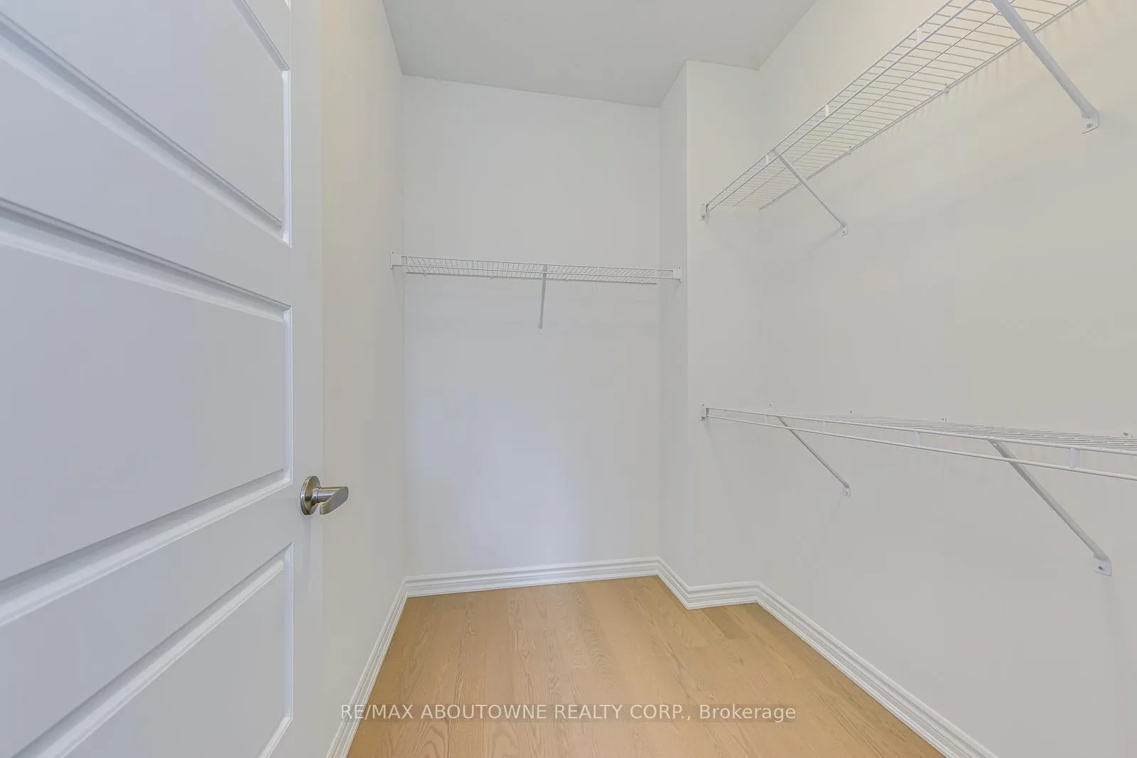 Photo 25 of 1363 Copley Court, Milton, Bowes — HOMEH