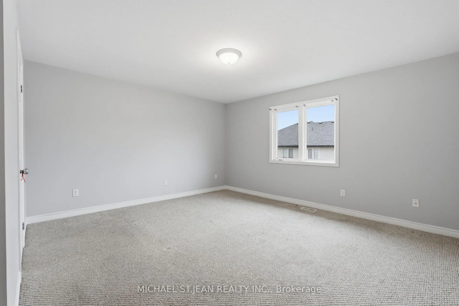 Photo 24 of Unit 33, 441 Stonehenge Drive, Hamilton, Meadowlands — HOMEH
