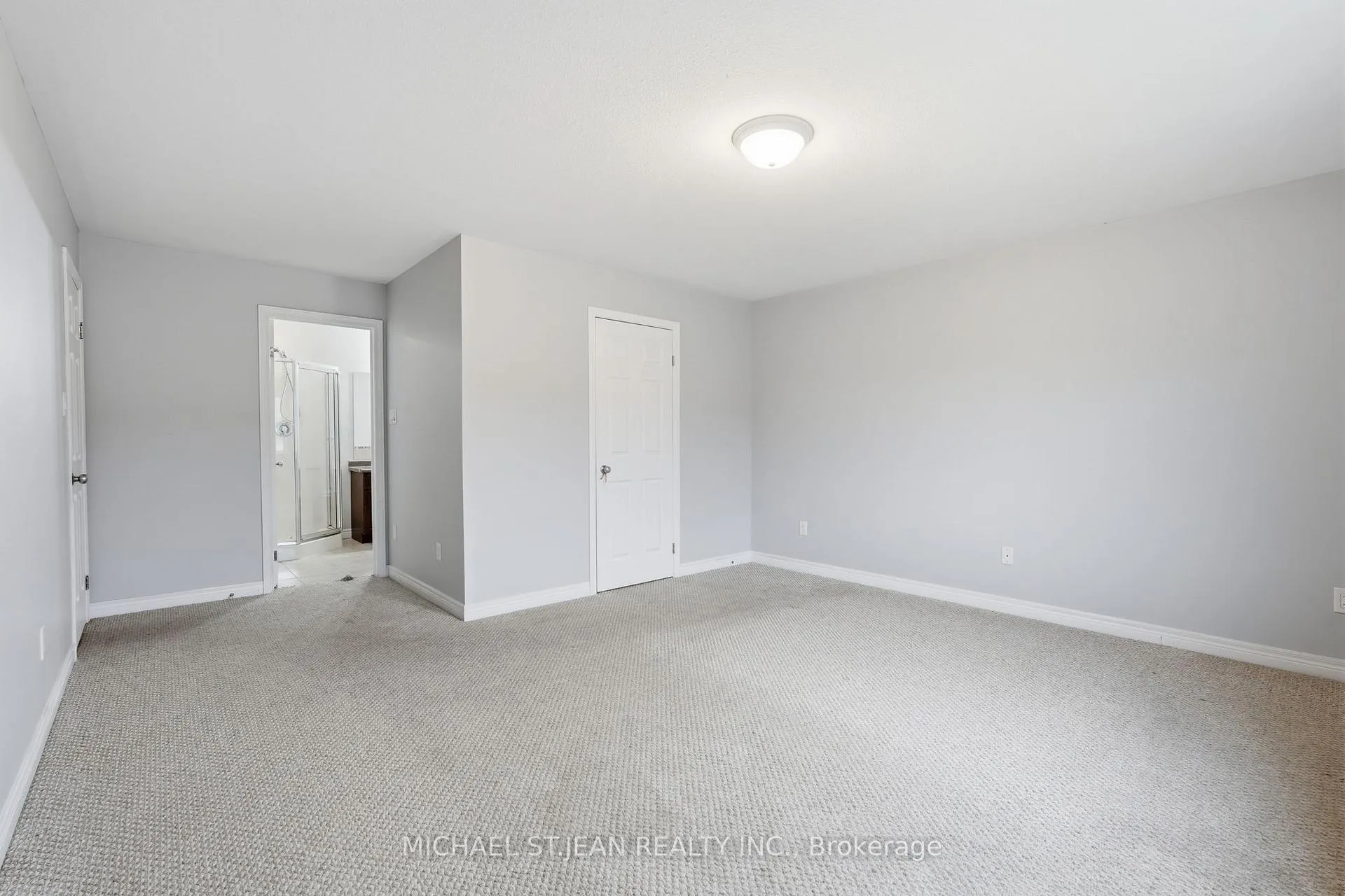 Photo 25 of Unit 33, 441 Stonehenge Drive, Hamilton, Meadowlands — HOMEH